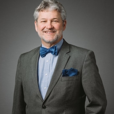 J. Ren&eacute;  Josey